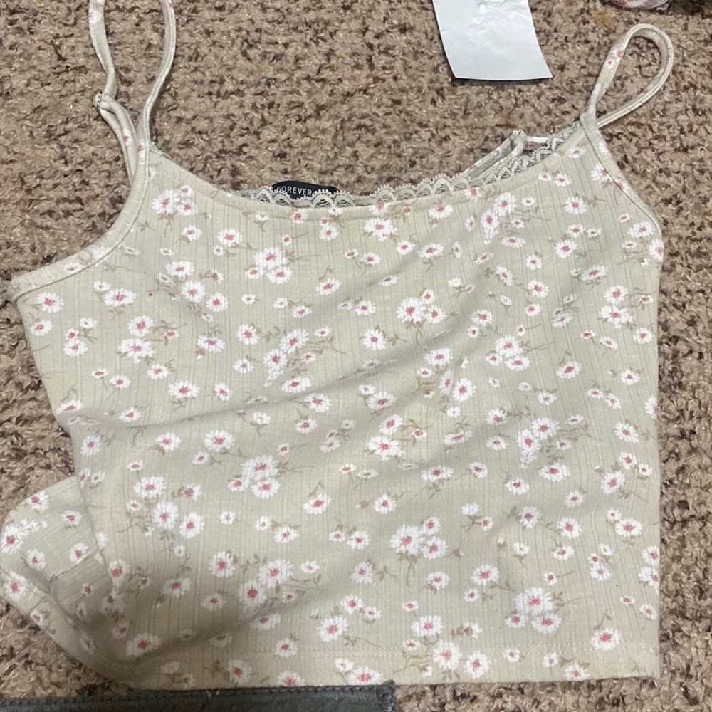 Small crop top from forever 21 only worn once